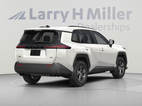 Used 2026 Toyota RAV4 XSE AWD/4WD image 2