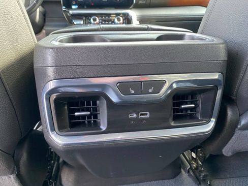 Used 2022 GMC Sierra 1500 Denali w/ Denali Reserve Package AWD/4WD image 26