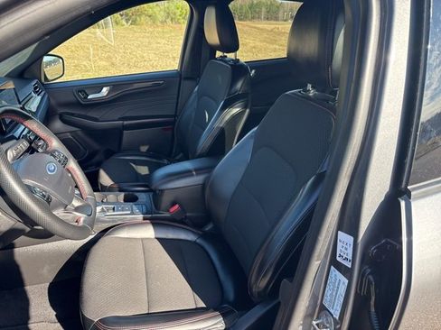 Used 2024 Ford Escape ST-Line image 17