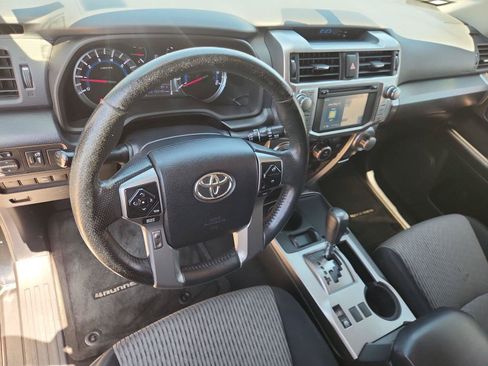 Used 2015 Toyota 4Runner SR5 RWD image 10