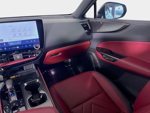 Used 2025 Lexus NX 350 AWD w/ Cold Area Package image 26