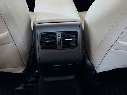 Used 2018 Honda Accord Touring image 28