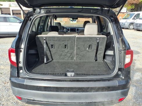 Used 2019 Honda Pilot LX image 12