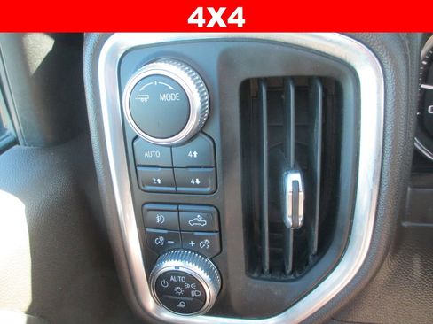 Used 2022 GMC Sierra 3500 Denali image 32