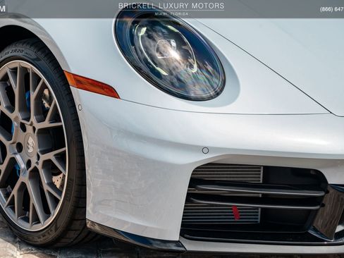 Used 2025 Porsche 911 Carrera RWD image 48