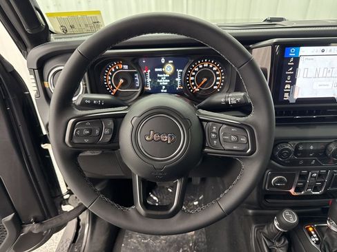 New 2026 Jeep Gladiator Sport AWD/4WD image 21