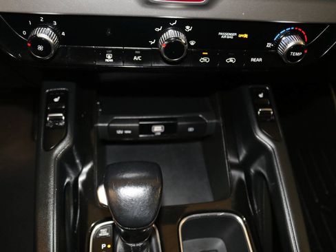 Used 2020 Kia Telluride S FWD image 50