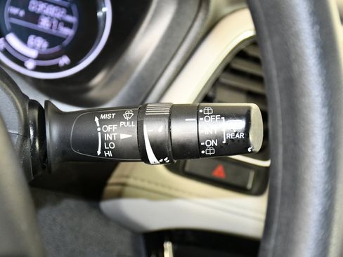 Used 2018 Honda HR-V EX image 24