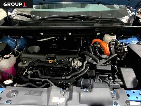 Used 2022 Toyota RAV4 SE w/ Convenience Package image 33