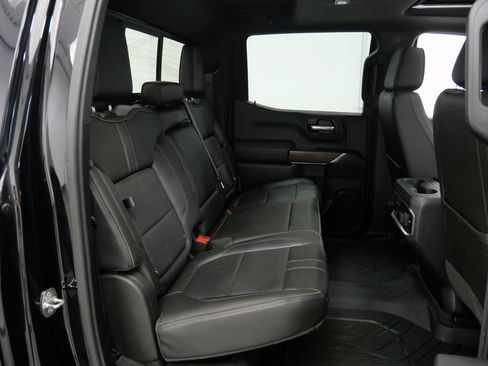 Used 2019 Chevrolet Silverado 1500 High Country w/ Technology Package AWD/4WD image 19