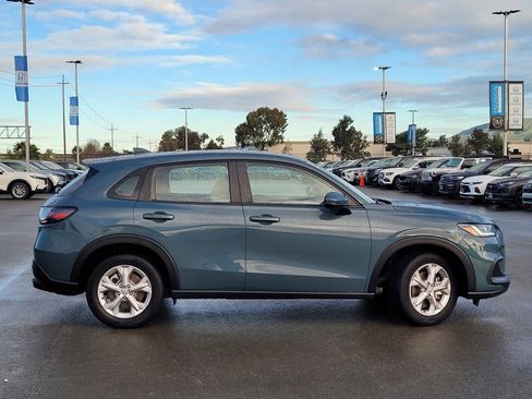 Certified 2024 Honda HR-V LX image 4