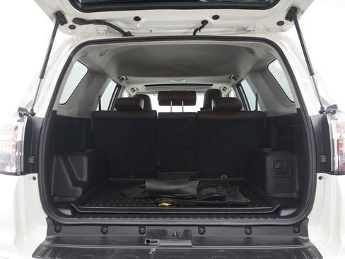 Used 2023 Toyota 4Runner Limited AWD/4WD image 18