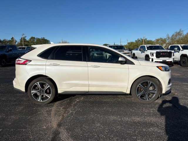 Used 2019 Ford Edge ST w/ Convenience Package AWD/4WD image 2
