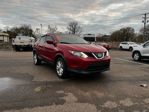 Used 2018 Nissan Rogue Sport S w/ S Appearance Package image 7