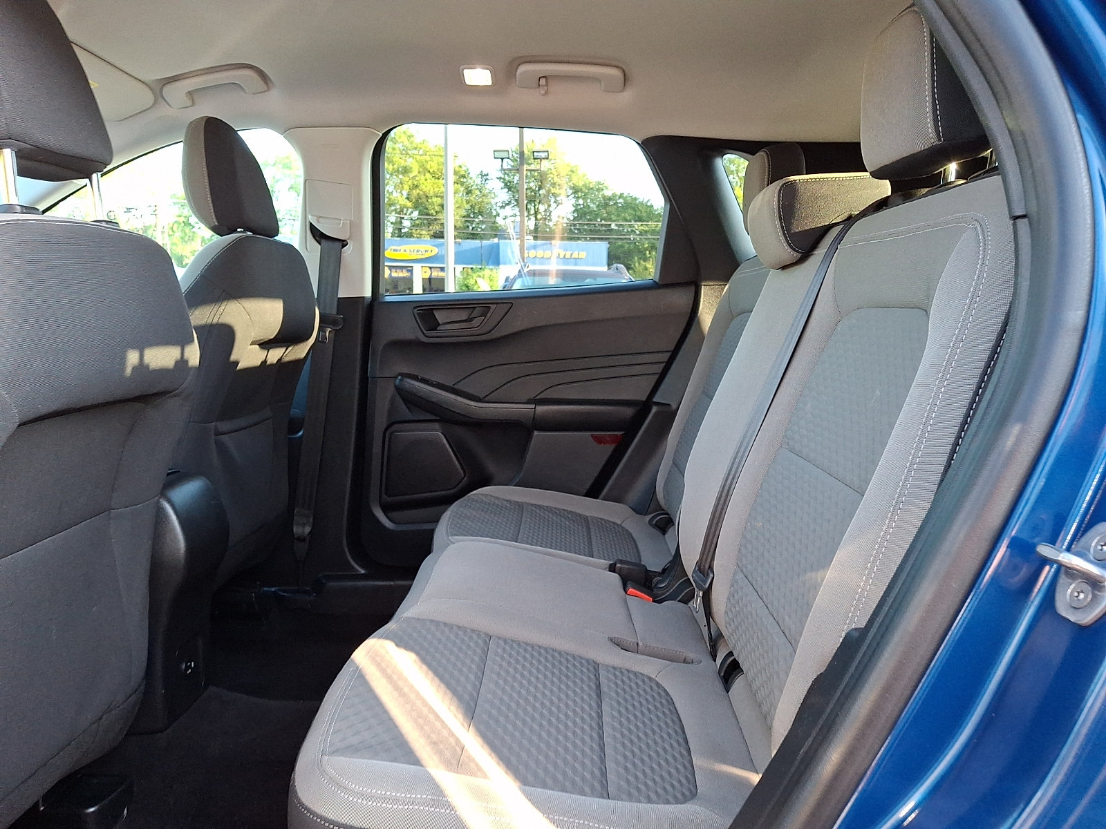 Certified 2022 Ford Escape SE AWD/4WD image 10