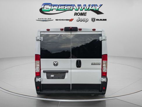 Used 2025 RAM ProMaster 2500 w/ U-Haul Equipment Group FWD image 7