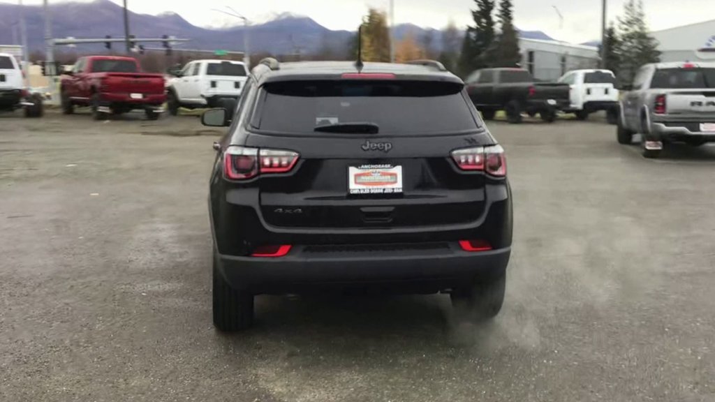 New 2026 Jeep Compass Limited w/ Sun, Sound & Navigation Group AWD/4WD image 7