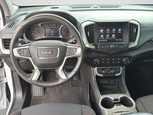 Used 2022 GMC Terrain SLE FWD image 21