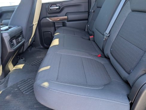 Used 2021 Chevrolet Silverado 1500 LT Trail Boss w/ Convenience Package II image 9