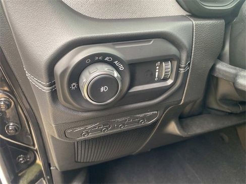 Used 2024 Jeep Wrangler Sahara w/ Technology Group image 16