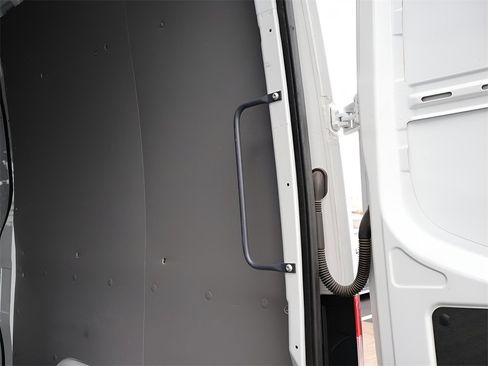 Used 2023 Mercedes-Benz Sprinter 144 Cargo image 20