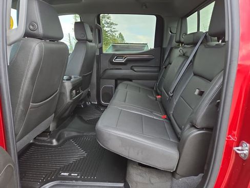 Used 2022 Chevrolet Silverado 1500 RST w/ Convenience Package II AWD/4WD image 31
