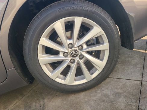 Used 2023 Toyota Camry LE image 11