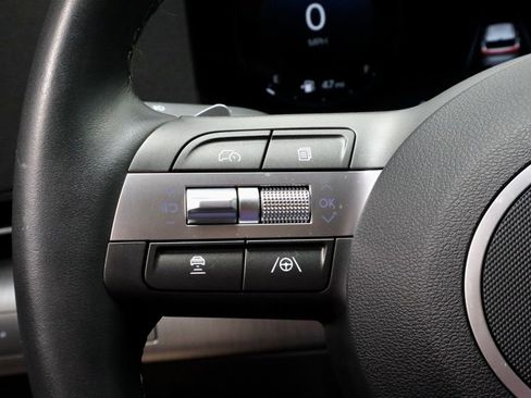 Certified 2025 Hyundai Kona SEL AWD/4WD image 30