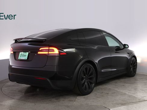Used 2024 Tesla Model X AWD/4WD image 3