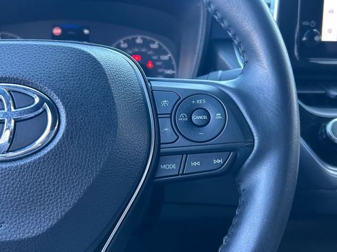 Used 2023 Toyota Corolla SE w/ SE Premium Package image 21