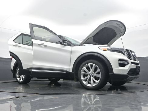Used 2023 Ford Explorer Platinum w/ Technology Package AWD/4WD image 61