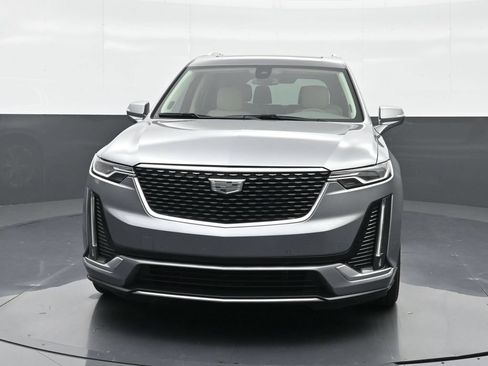 Certified 2024 Cadillac XT6 Premium Luxury FWD image 6