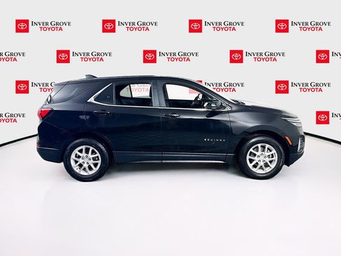 Used 2022 Chevrolet Equinox LT AWD/4WD image 4