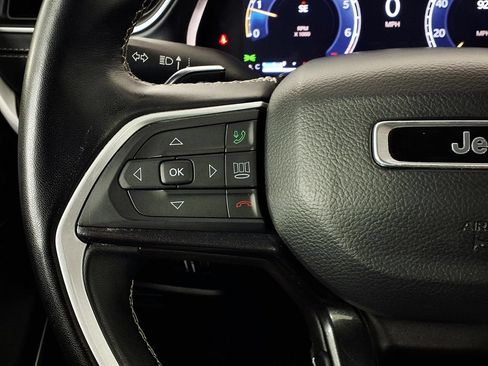 Used 2022 Jeep Grand Cherokee L Laredo w/ Luxury Tech Group I AWD/4WD image 19