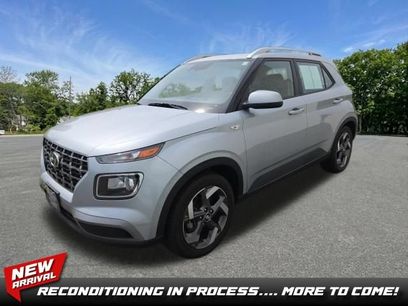 Used 2023 Hyundai Venue SEL w/ Cargo Package