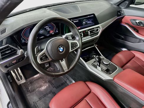 Used 2022 BMW 330i Sedan w/ M Sport Package RWD image 2