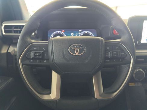 Used 2025 Toyota 4Runner TRD Off-Road AWD/4WD image 21