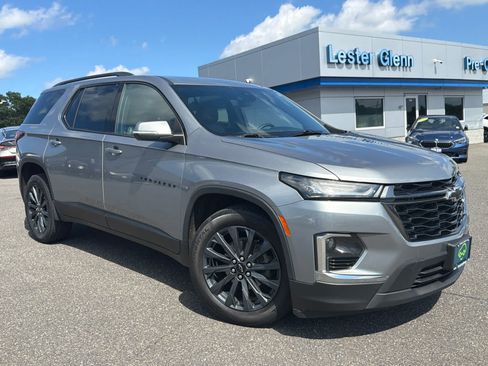 Certified 2023 Chevrolet Traverse RS w/ LPO, Floor Liner Package AWD/4WD image 36