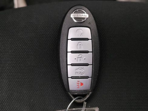 Used 2021 Nissan Sentra SV image 32