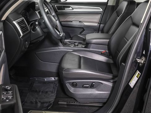 Certified 2022 Volkswagen Atlas SE w/ Panoramic Sunroof Package image 26