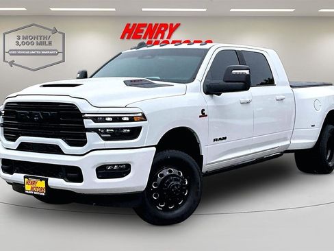 Used 2026 RAM 3500 Laramie AWD/4WD image 3