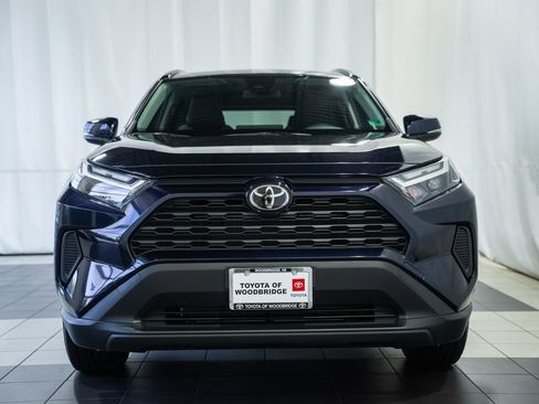 Used 2025 Toyota RAV4 XLE AWD/4WD image 2