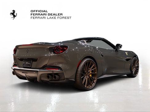 Certified 2022 Ferrari Portofino M image 10