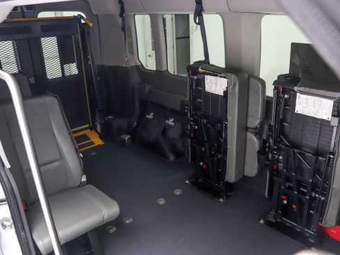 Used 2020 Ford Transit 350 XL RWD image 18