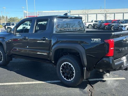 New 2026 Toyota Tacoma TRD Off-Road AWD/4WD image 6