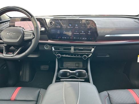 New 2026 Chevrolet Traverse RS image 12