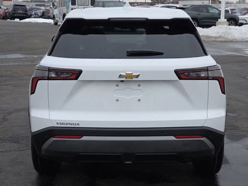 New 2026 Chevrolet Equinox LT FWD image 20