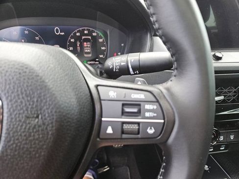 Used 2025 Honda Accord Sport image 22
