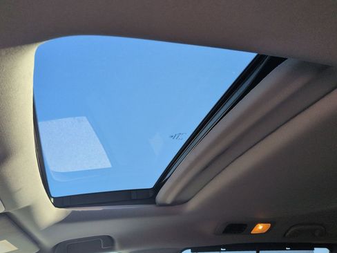 Used 2024 Honda Odyssey EX-L image 20