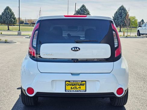 Used 2014 Kia Soul ! w/ Sun & Sound Package FWD image 5